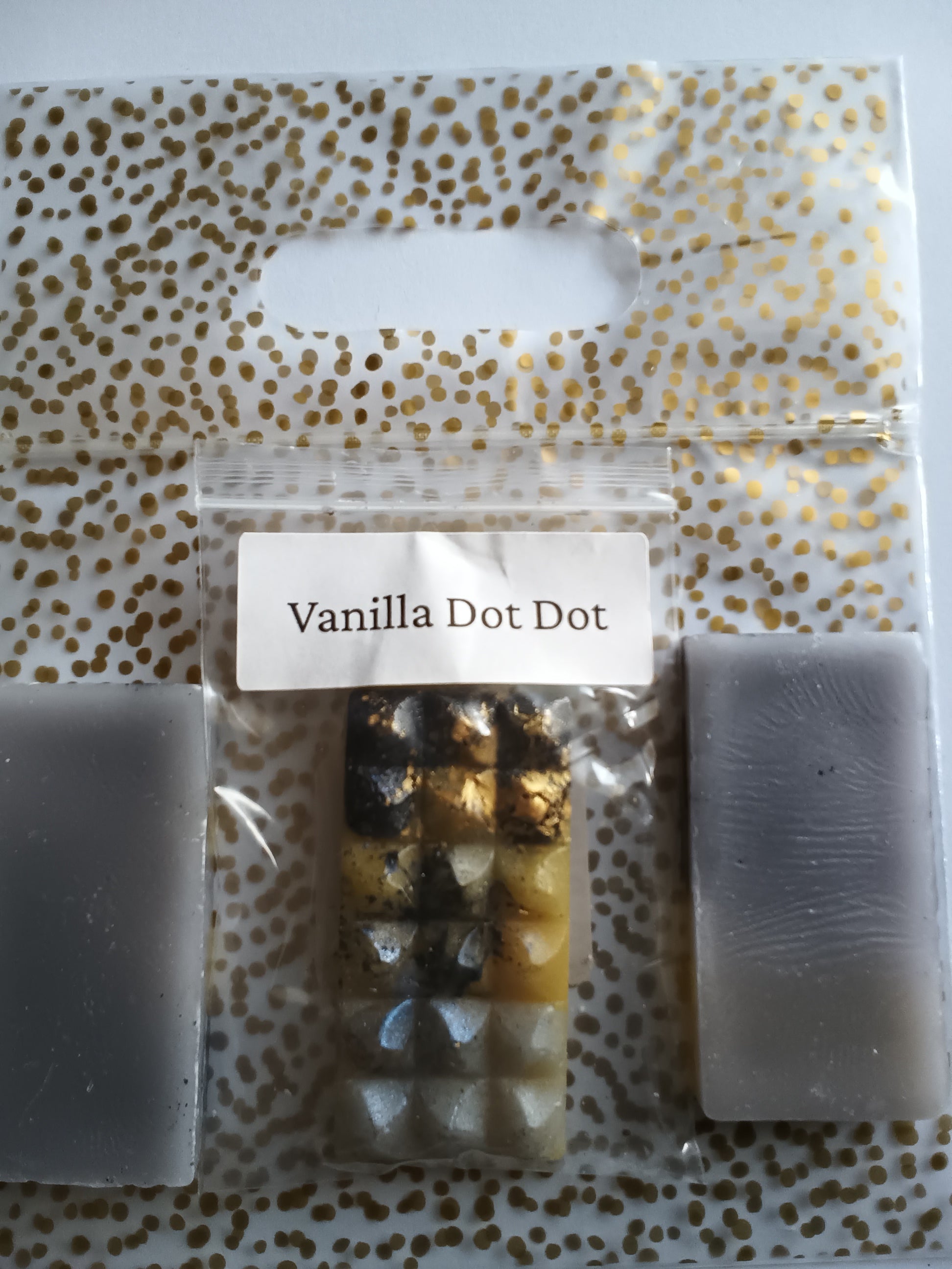 Vanilla Dot Dot