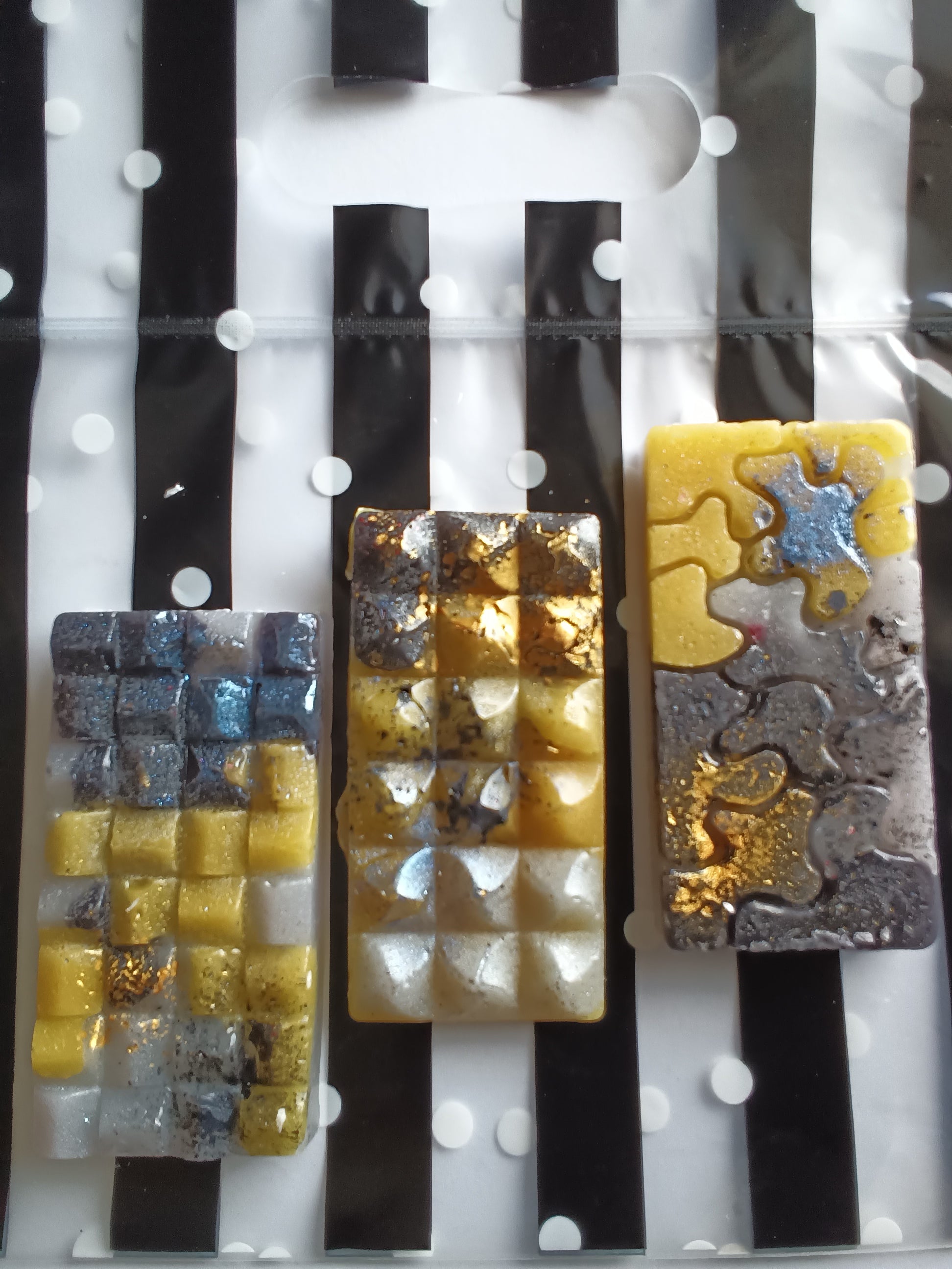 Hand-crafted waxmelt bar by Craft in th  Diamond